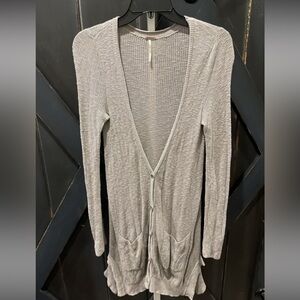 FREE PEOPLE Long Lightweight Duster Cardigan Sweater in Gray Size S